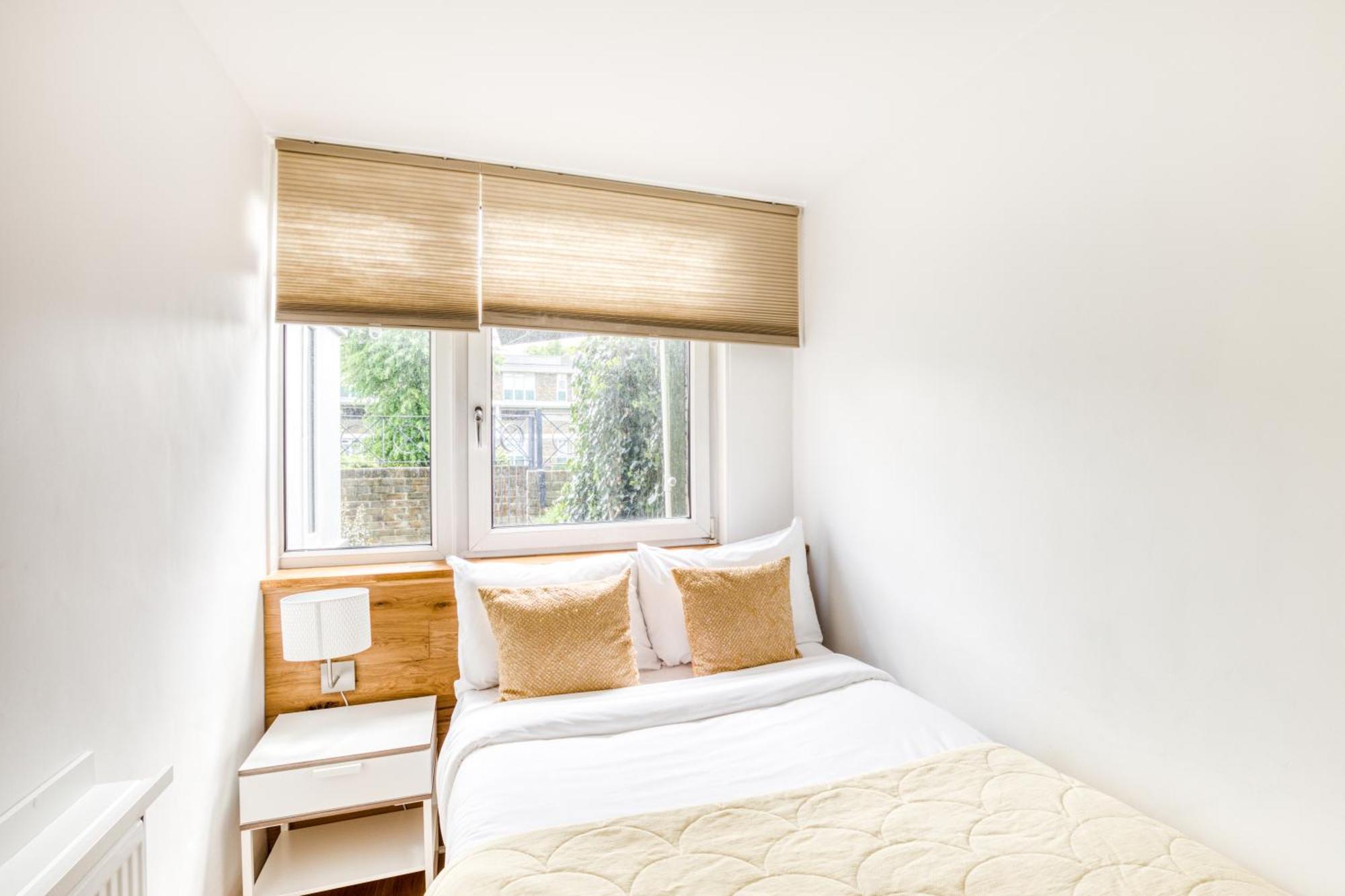 Homely 4 Bedroom House In Brixton London