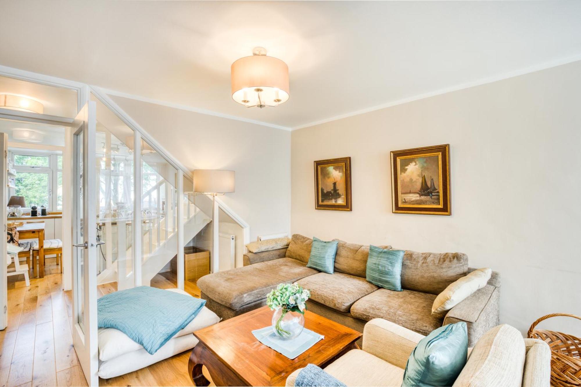 Apartment Homely 4 Bedroom House In Brixton